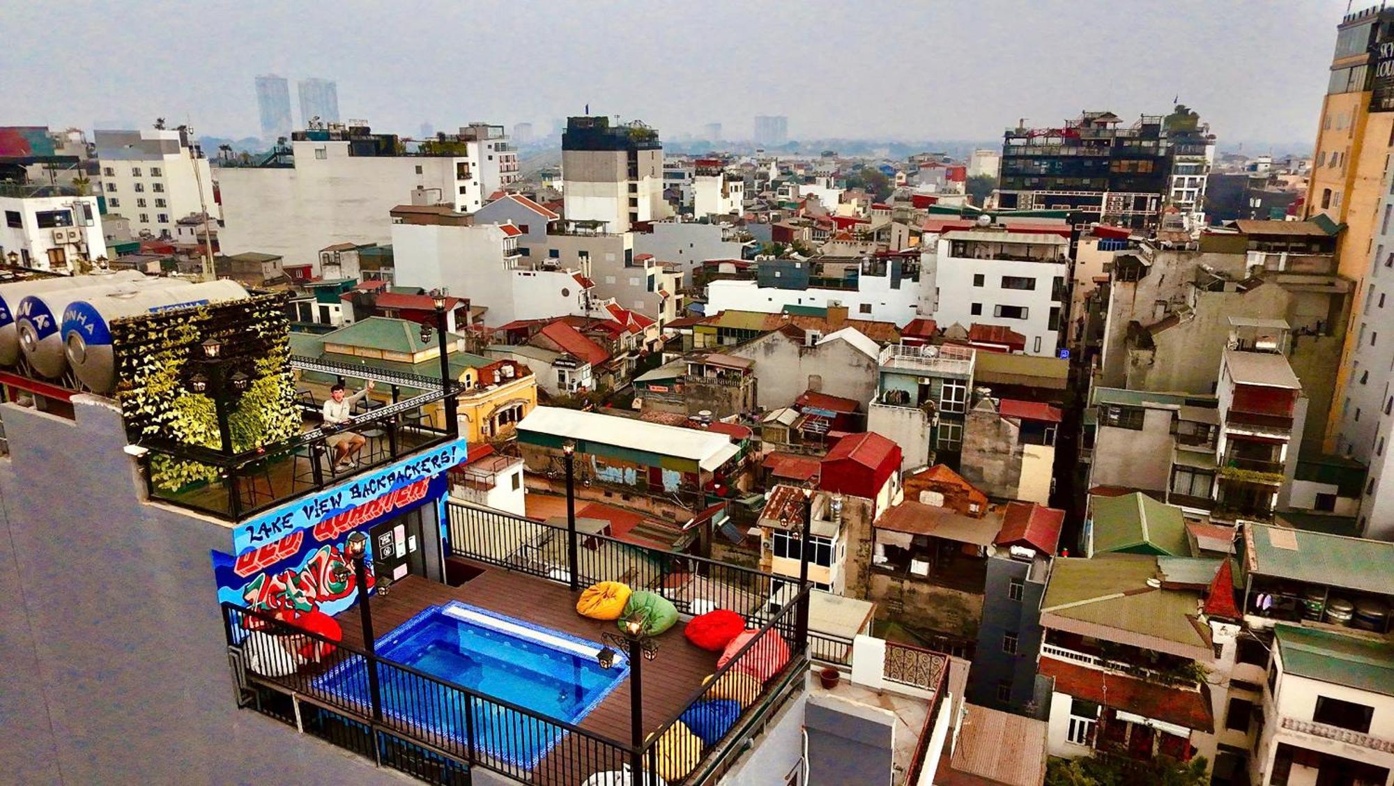 Lakeview Backpackers Hostel & Rooftop Bar - Hanoi — Photos 1